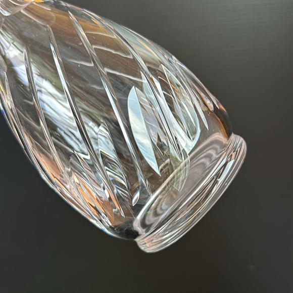 Decanter by Stuart England Signed Crystal ‘Lyric’ Swirl and Leaf Pattern 11”H - Picture 10 of 11